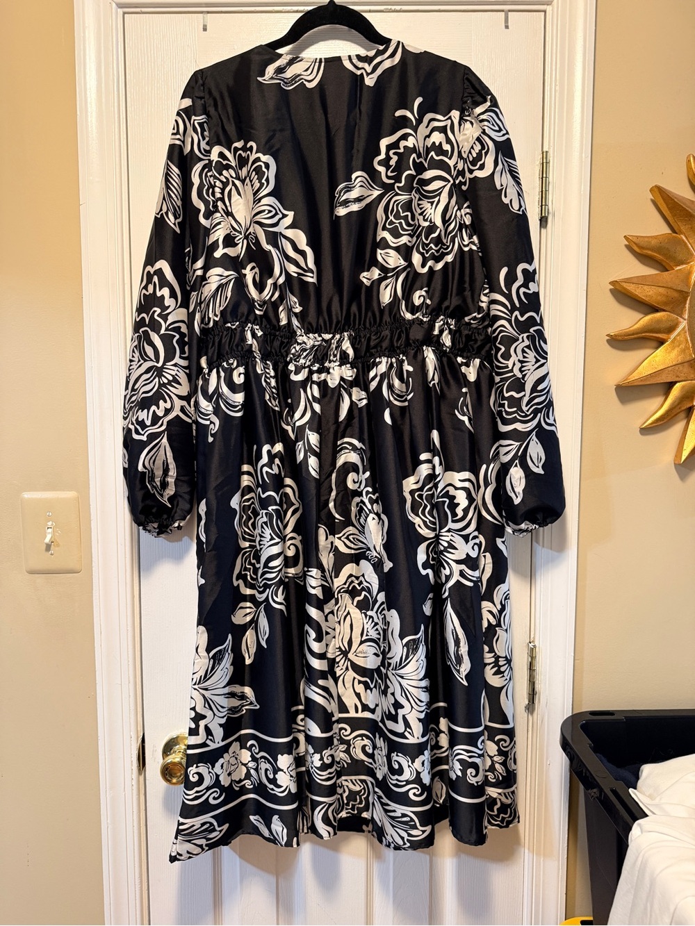 Lane Bryant Black & White Floral Long Sleeve Midi Dress